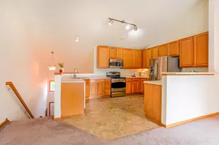 7803 Elm Grove Ave, New Hope, MN 55428 - Photo 4