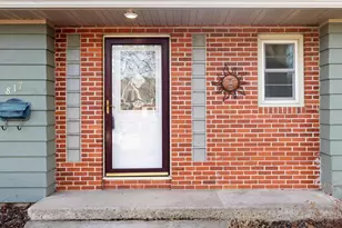 817 Harriet Ave, Owatonna, MN 55060 - Photo 4