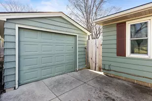 817 Harriet Ave, Owatonna, MN 55060 - Photo 2