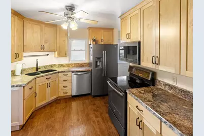 817 Harriet Avenue, Owatonna, MN 55060 - Photo 6