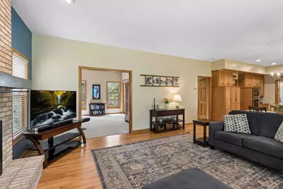 75 Wildridge Road, Mahtomedi, MN 55115 - Photo 20