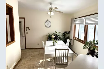 103 8th Street SW, Roseau, MN 56751 - Photo 2