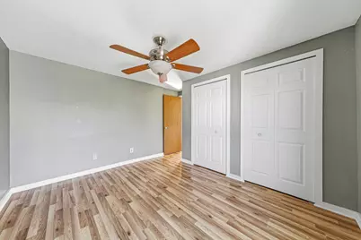 307 Walnut Street #5, Saint Paul, MN 55102 - Photo 22