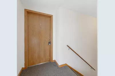 307 Walnut Street #5, Saint Paul, MN 55102 - Photo 4