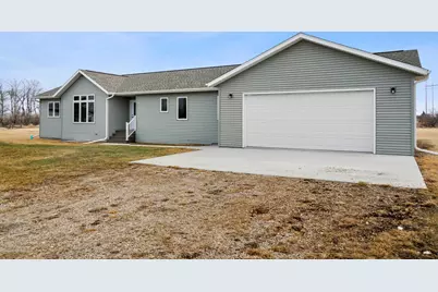 220 Lylac Circle, Forman, ND 58032 - Photo 2