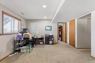 2227 Viola Heights Dr NE, Rochester, MN 55906 - Photo 38