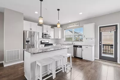 15452 Eames Way, Apple Valley, MN 55124 - Photo 4