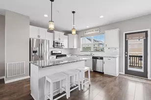 15452 Eames Wy, Apple Valley, MN 55124 - Photo 4