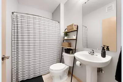 301 Oak Grove Street #314, Minneapolis, MN 55403 - Photo 6