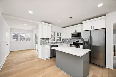 1756 Saunders Avenue, Saint Paul, MN 55116 - Photo 2