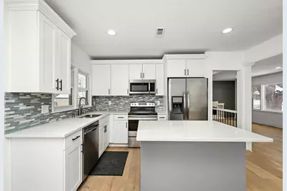 1756 Saunders Avenue, Saint Paul, MN 55116 - Photo 8