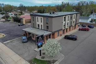 931 Madison Ave, Mankato, MN 56001 - Photo 1