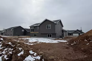 1635 Squirrel Way, New Richmond, WI 54017 - Photo 14