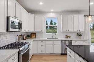 2430 Lacy Ln, Victoria, MN 55386 - Photo 16