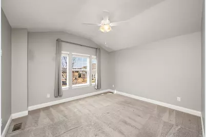 8410 Jonquil Lane N, Maple Grove, MN 55369 - Photo 14