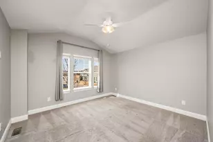 8410 Jonquil Ln N, Maple Grove, MN 55369 - Photo 14