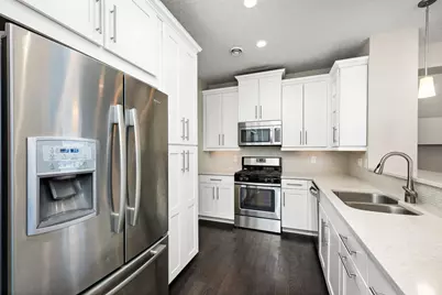 8410 Jonquil Lane N, Maple Grove, MN 55369 - Photo 8