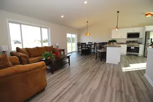 24135 Polk St NE, Bethel, MN 55005 - Photo 10