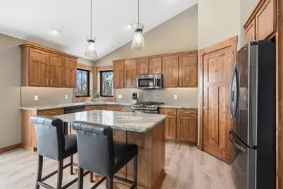 265 Vista Circle, River Falls, WI 54022 - Photo 12