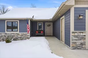 265 Vista Cir, River Falls, WI 54022 - Photo 4