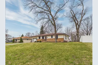 207 Inner Drive, Montgomery, MN 56069 - Photo 2