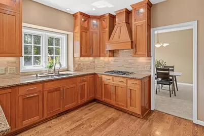 1310 Woodcrest Avenue, Shoreview, MN 55126 - Photo 8