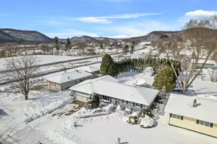 244 Edgeview Dr, Rollingstone, MN 55969 - Photo 2