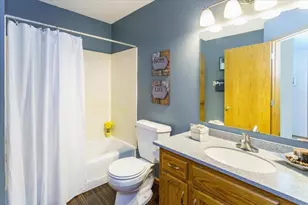 648 Welland Ct, Eagan, MN 55123 - Photo 30