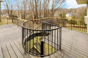 648 Welland Ct, Eagan, MN 55123 - Photo 40