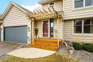 648 Welland Ct, Eagan, MN 55123 - Photo 2