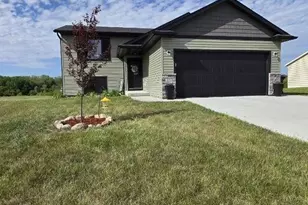 1051 3rd St, Wanamingo, MN 55065 - Photo 24