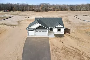 23948 Taurus Street NE, Stacy, MN 55079 - Photo 4