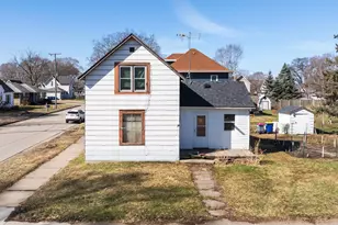 1102 1st Ave NW, Faribault, MN 55021 - Photo 10