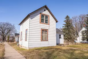 1102 1st Ave NW, Faribault, MN 55021 - Photo 2