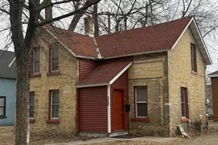 320 8th Ave S, Saint Cloud, MN 56301 - Photo 1