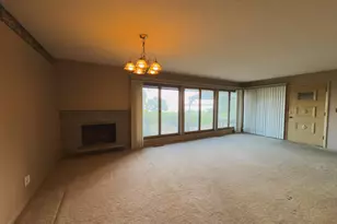 2040 N Shore Dr, Wayzata, MN 55391 - Photo 8