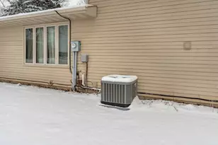 517 N Woodland Dr, Fergus Falls, MN 56537 - Photo 12