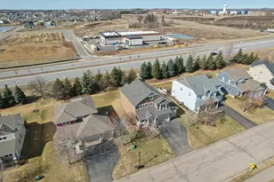 1832 Spring Creek Dr, Carver, MN 55315 - Photo 46