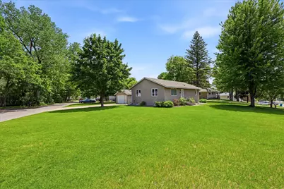 842 Xenia Avenue NW, Elk River, MN 55330 - Photo 4