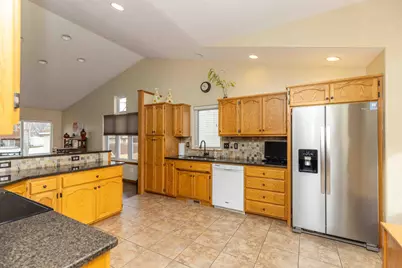 1903 33rd Street S, Moorhead, MN 56560 - Photo 16