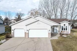 1903 33rd St S, Moorhead, MN 56560 - Photo 1