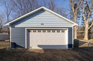 1579 Grandview Ave E, Maplewood, MN 55109 - Photo 40