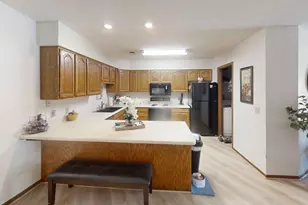 808 Lake Chapeau Dr, Albert Lea, MN 56007 - Photo 6