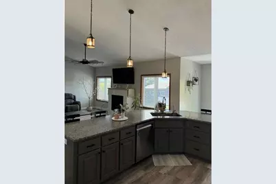 301 7th Street NW, New Richland, MN 56072 - Photo 8