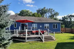 301 7th St NW, New Richland, MN 56072 - Photo 4