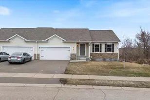 1023 White Tail Ln, Montrose, MN 55363 - Photo 2