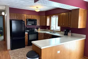 2009 5th St NE, Waseca, MN 56093 - Photo 4