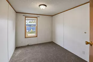 405 Edgar Pl, Faribault, MN 55021 - Photo 14