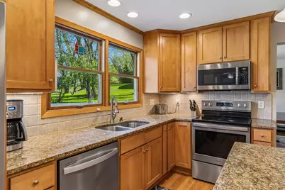 14240 Green View Court, Eden Prairie, MN 55346 - Photo 8