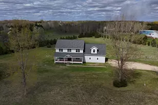 826 165th Ave, New Richmond, WI 54017 - Photo 2